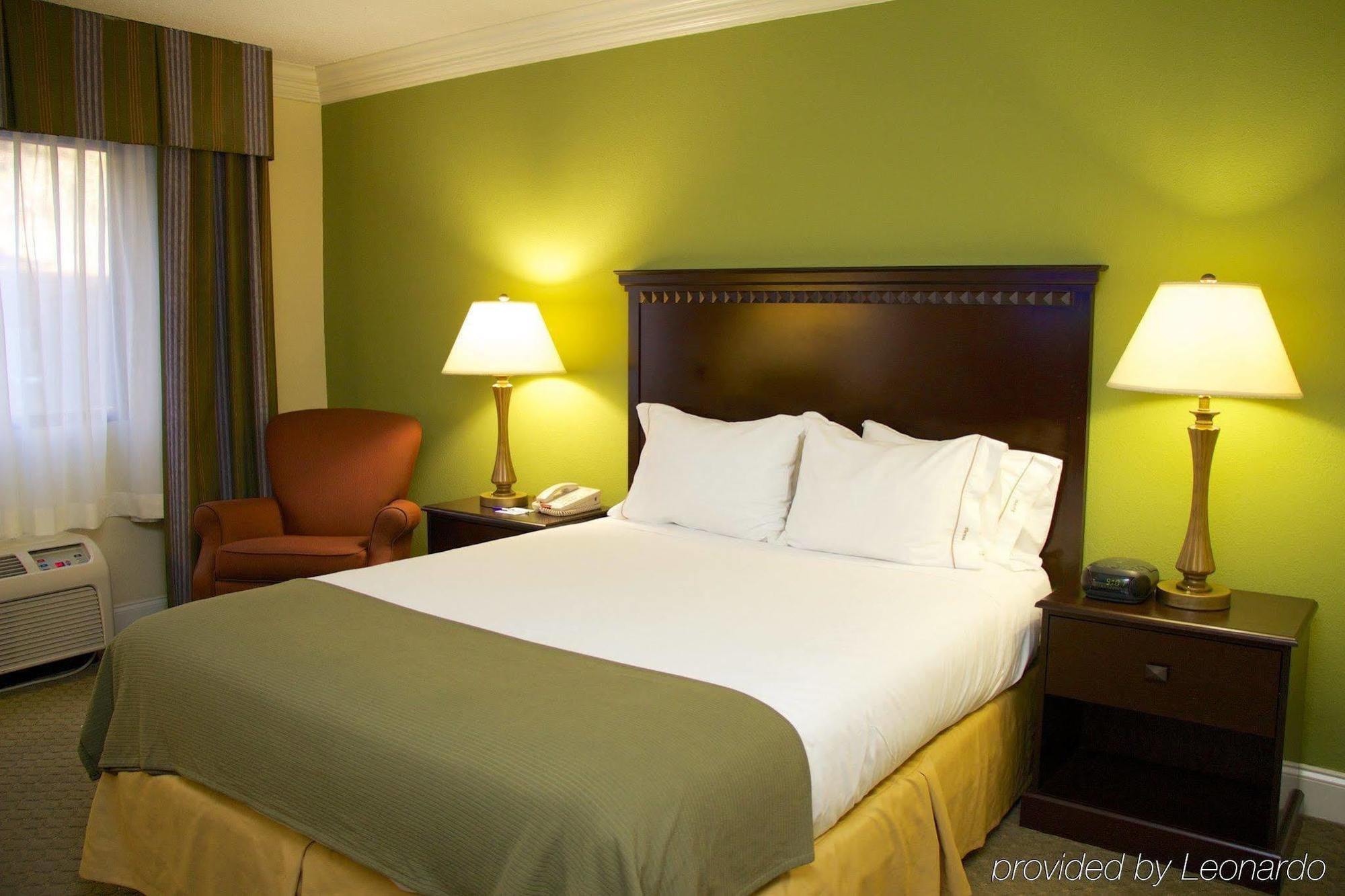 Holiday Inn Express Athens - University Area By Ihg Exterior foto